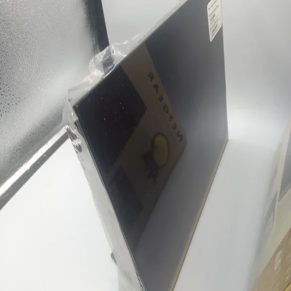 Netgear R6300 WiFi Router - Picture 6 of 9